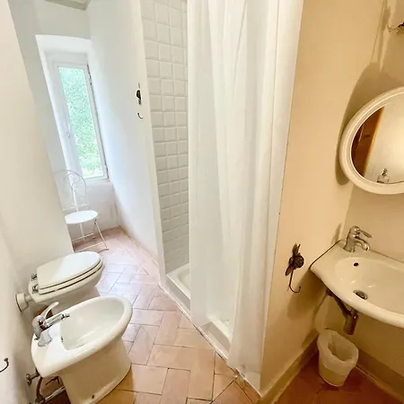 Adam House - Sleeps 7 - *
