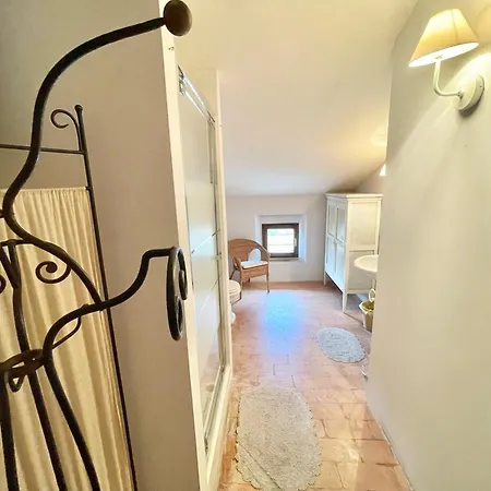 Apartment Adam House - Sleeps 7 - Spoleto