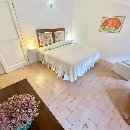 Adam House - Sleeps 7 - *