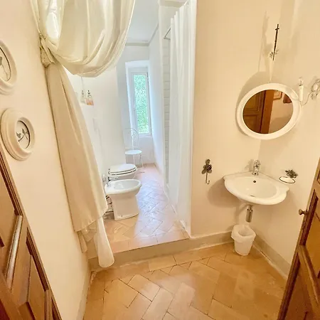 Adam House - Sleeps 7 - Apartamento Spoleto