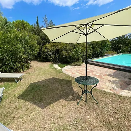 Adam House - Sleeps 7 - *
