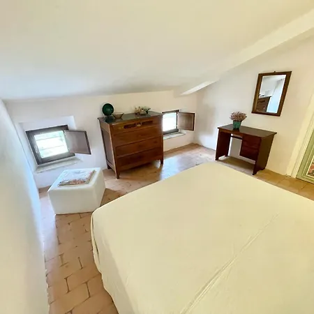 Adam House - Sleeps 7 - * Spoleto