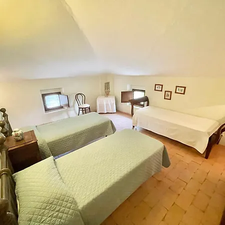 Adam House - Sleeps 7 -