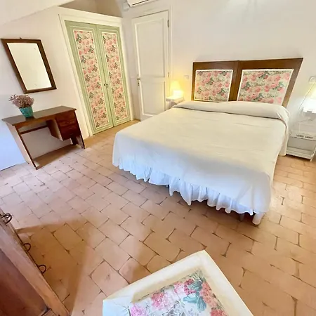 Apartment Adam House - Sleeps 7 - Spoleto