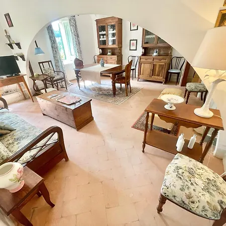 Adam House - Sleeps 7 -