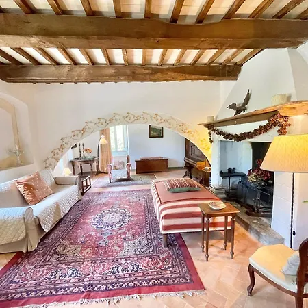 Apartment Adam House - Sleeps 7 - Spoleto